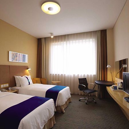 Holiday Inn Express Langfang New Chaoyang By Ihg Bagian luar foto